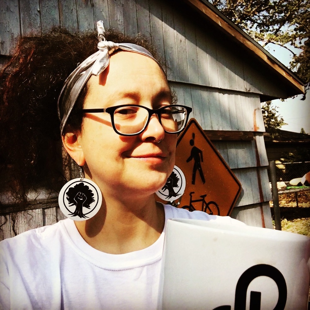 I’m Sepia @Mercantile1441 aka Radikal Resale